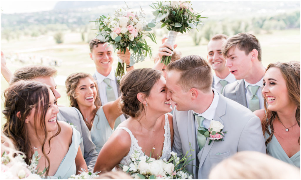 Elegant wedding on the chipping green at Cheyenne Mountain Resort | Britni Girard Photography | Colorado Wedding Photo and Video Team