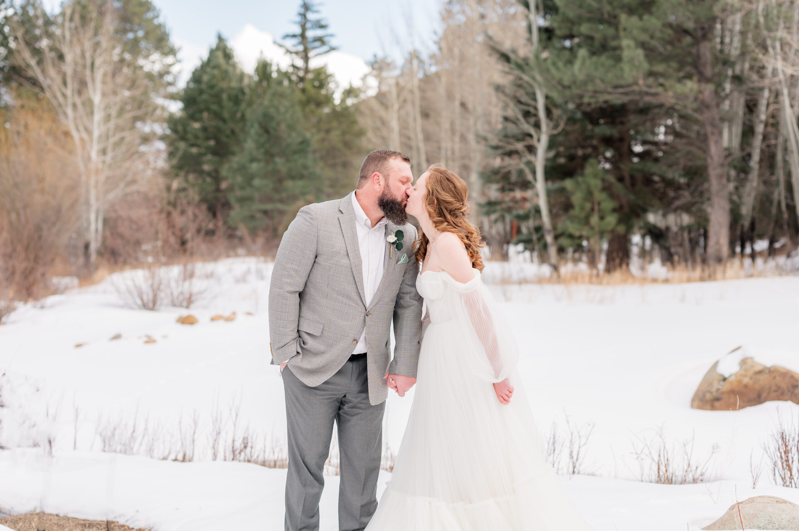 Estes Park Winter Wedding | Britni Girard Photography