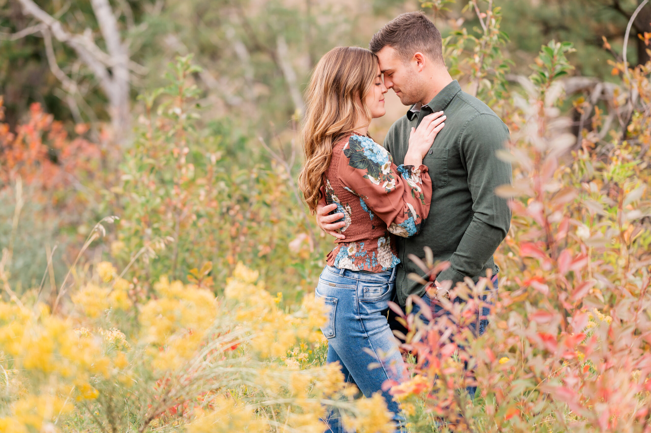 Jessica + Parker Engagement - Britni Girard Photography-Colorado Wedding Photographer and Videographer - Fall engagement near Estes park Colorado
